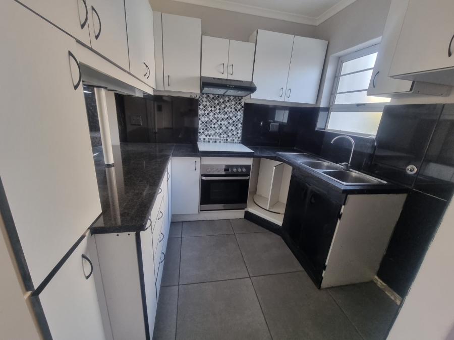 2 Bedroom Property for Sale in Parklands Western Cape